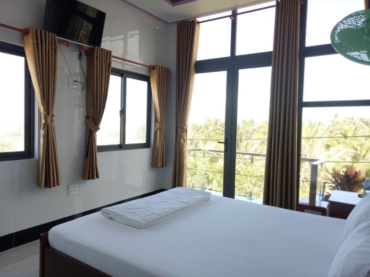 Huong Duong Hotel Dao Phu Quy Bagian luar foto